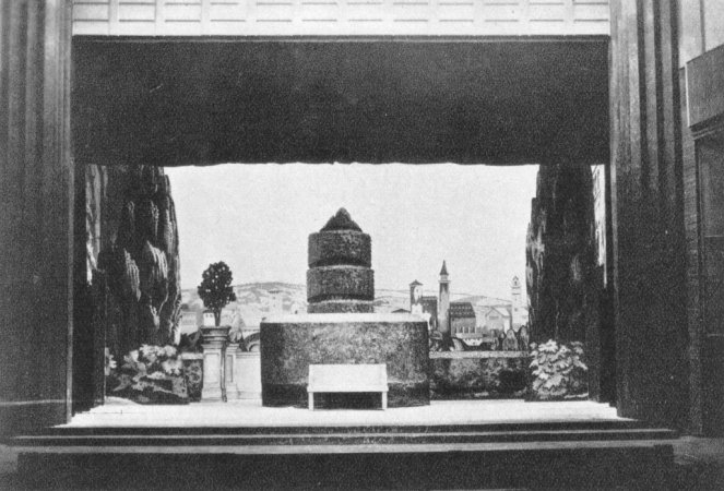 1932: TWELFTH NIGHT